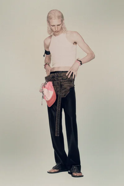 Look 19